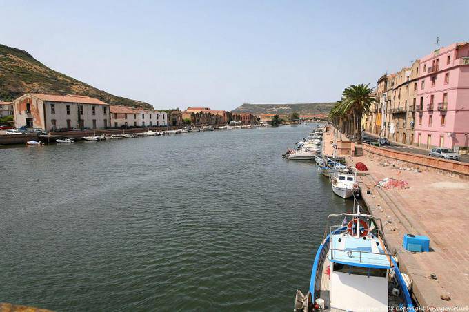 Bosa Lungo Temo Alcide de Gasperi, between the banks of the river Temo - Sardinia