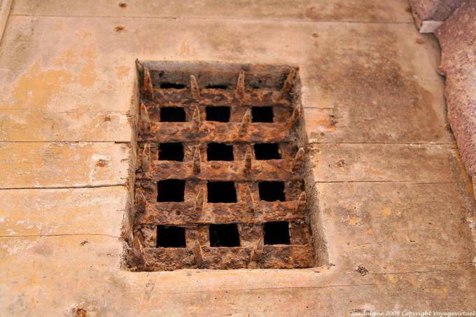 Bosa, Via Carmine, no entry - Sardinia