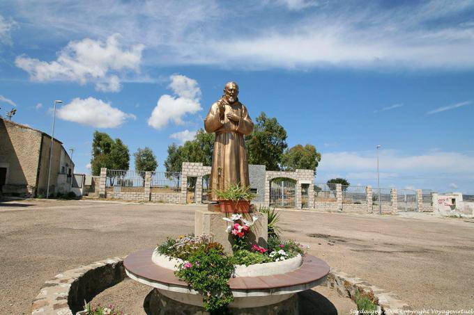 Chiaramonti, Saint statue on the hill - Sardinia