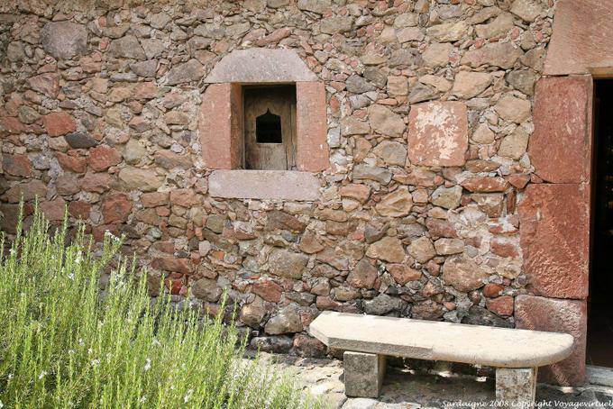 Fordongianus Forum Traiani, the backyard - Sardinia