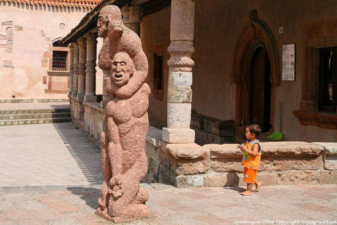 Fordongianus, sculpture trachite, extrusive igneous rock - Sardinia