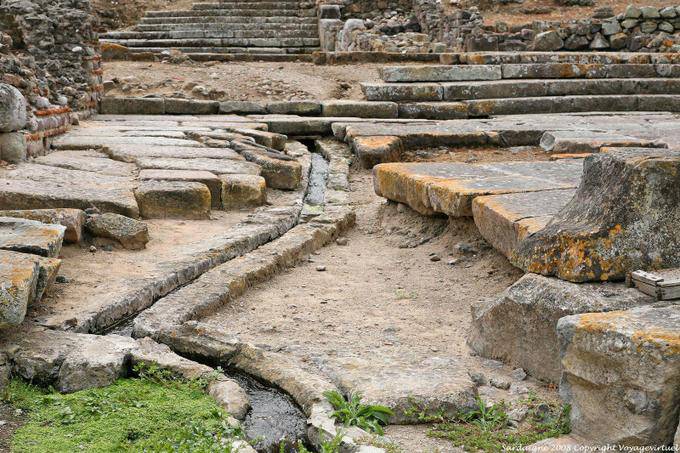 Fordongianus Terme Romane, open channels - Sardinia