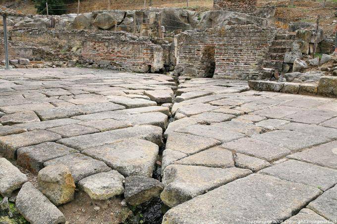 Fordongianus Terme Romane, aqueous flow - Sardinia