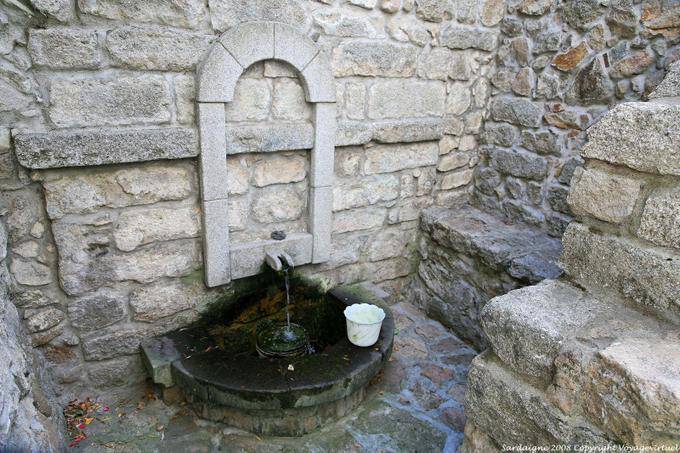 Luogosanto fountain Trento - Sardinia