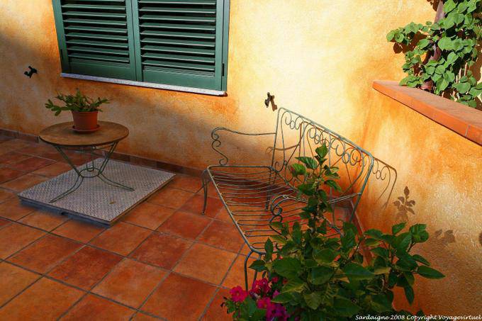 Luogosanto, via San Trano, balconette decor - Sardinia