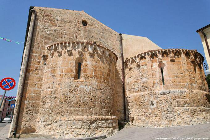 Monteleone Rocca Doria, Chiesa San Stefano, back apses - Sardinia