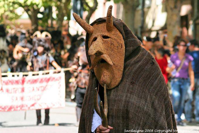 Nuoro, Festa del Redentore, Bundu di Orani, cork mustaches - Sardinia