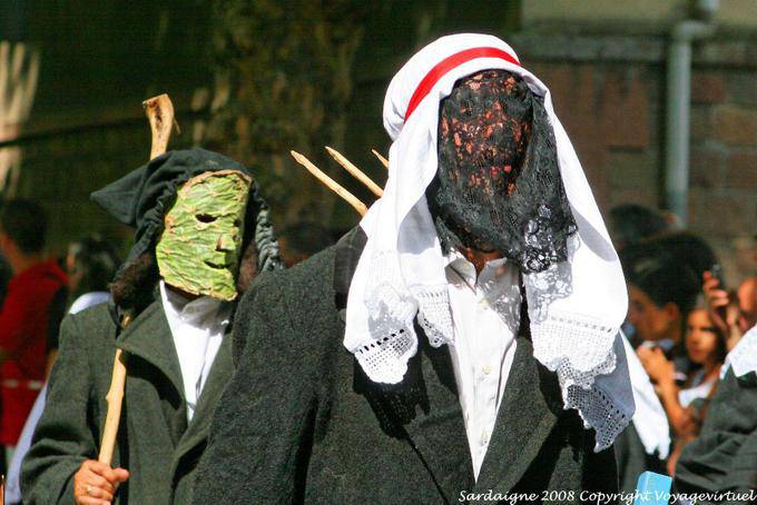 Nuoro, Festa del Redentore, cardboard masks and veils - Sardinia