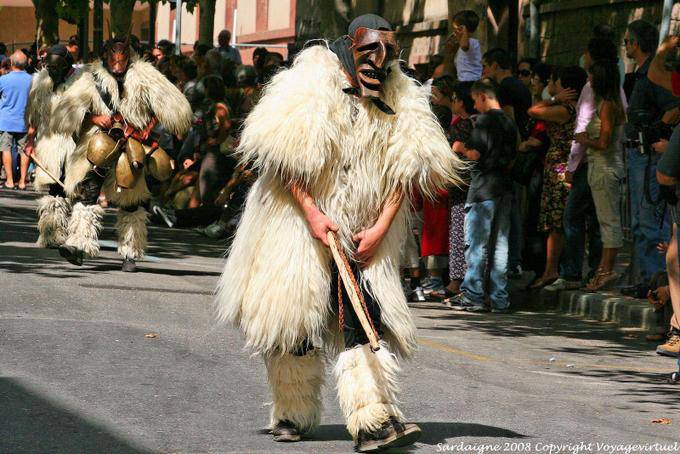 Nuoro, Festa del Redentore, sos Merdules Bezzos of Otzana, sheepskin coat - Sardinia