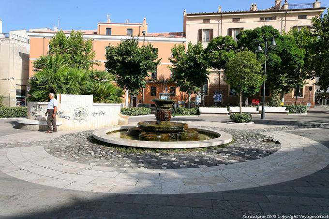 Nuoro fountain in Piazza Vittorio Emanuele - Sardinia