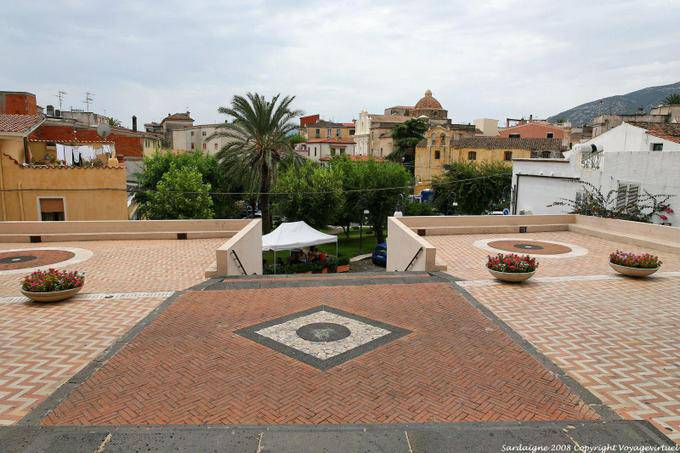 Orosei Chiesa San Giacomo, the square - Sardinia