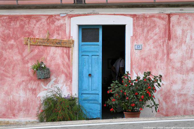 San Pantaleo, Cale went dell Arte - Sardinia