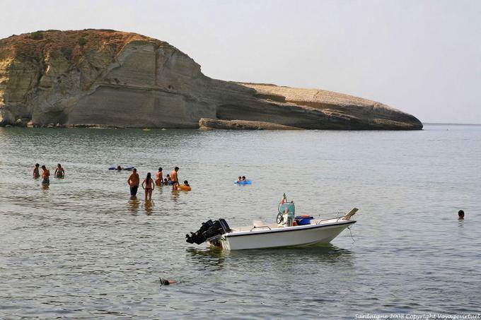 Santa Caterina di Pittinuri, another view on the rocky outcrop - Sardinia