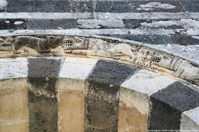 Basilica della Santissima Trinita di Saccargia, marquee decorated with monstrous figures. - Sardinia