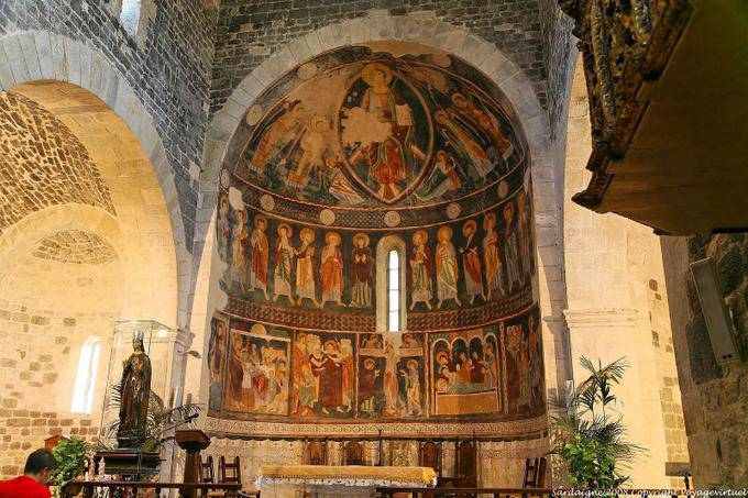 Basilica of the Holy Trinity of Saccargia, general view of the apse and frescoes - Sardinia