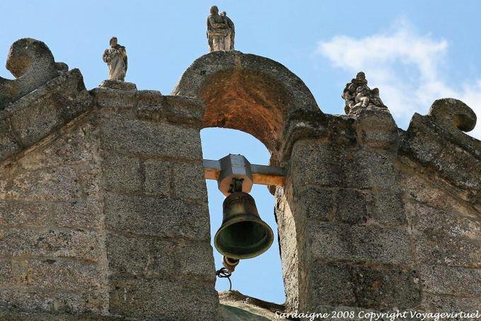 Statues of saints and the bell, Oratorio del Rosario, Piazza San Pietro, Tempio Pausania - Sardinia