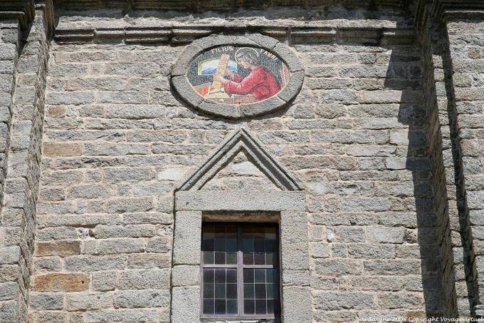 Mosaic facade of the San Pietro cathedral, Filius Fabri, Tempio Pausania - Sardinia