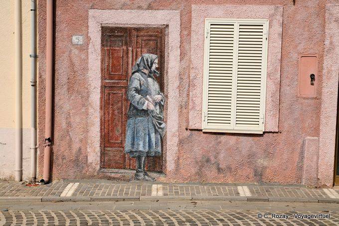 Tinnura, wife of five, murals - Sardinia