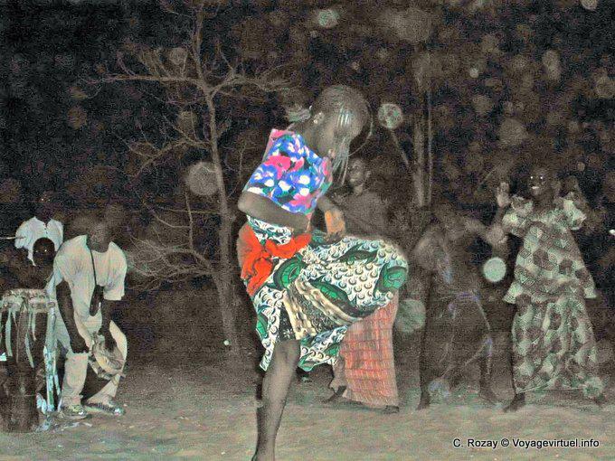 Young dancer in color in the night - Senegal