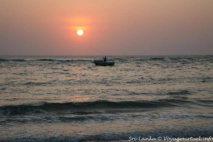 Beruwela, sun and sailor - Sri Lanka Ceylon