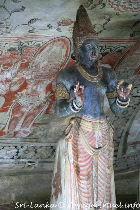 Statue of Vishnu, God blue, Maharajalena Cave Temple, Dambulla - Sri Lanka Ceylon