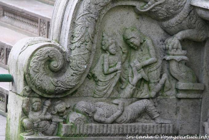 Sculpture on the outside of the ramp of stairs, Temple of the Tooth, Kandy - Sri Lanka Ceylon