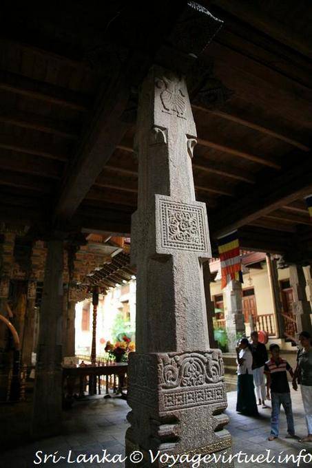Pillar supporting the floor of the House of Relic, Dalada Maligawa - Sri Lanka Ceylon