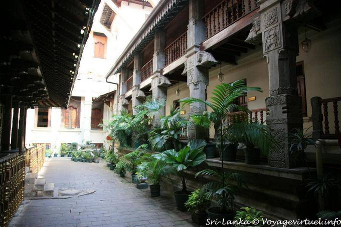 Passage between the temple and the Audience Hall, Dalada Maligawa, Kandy - Sri Lanka Ceylon