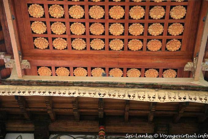 Ceiling decorated with lotus flowers in stucco, Sri Dalada Maligawa, Kandy - Sri Lanka Ceylon