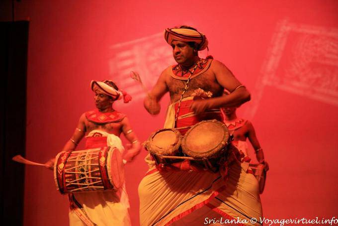Musician playing the Thammátama, so bongo, Kandy - Sri Lanka Ceylon