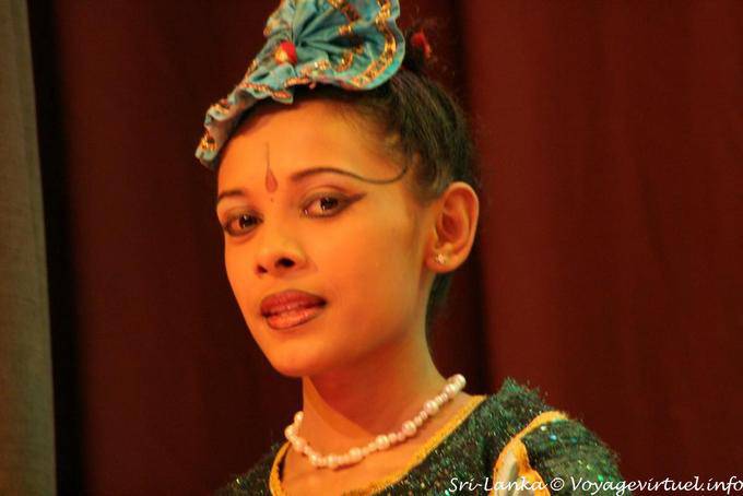 Beauty face of a Sri Lankan dancer, Kandy - Sri Lanka Ceylon