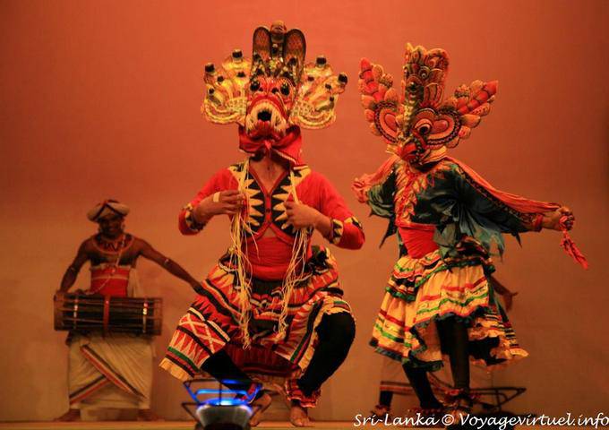 Dance plains that uses stunning masks, Kandy - Sri Lanka Ceylon