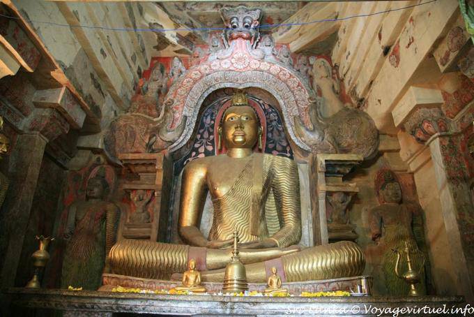 Buddha in meditation with Makara Thorana, Gadaladeniya Temple, Kandy - Sri Lanka Ceylon