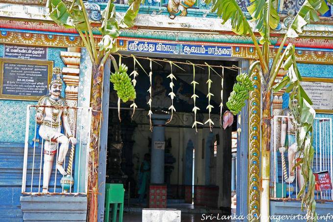 Entry to bananas, Hindu Temple Matale - Sri Lanka Ceylon