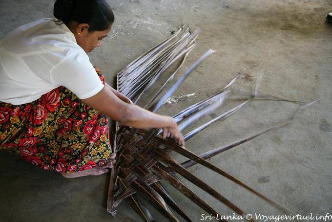 Coconut palm braiding demonstration, Nalanda - Sri Lanka Ceylon