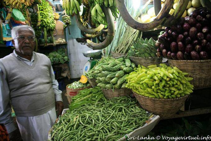 Greengrocer market in Nuwara Eliya - Sri Lanka Ceylon