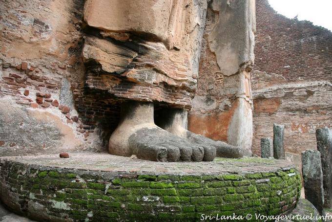 12 feet of the Buddha shrine Lankatilaka, Alahana Parivena, Polonnaruwa - Sri Lanka Ceylon