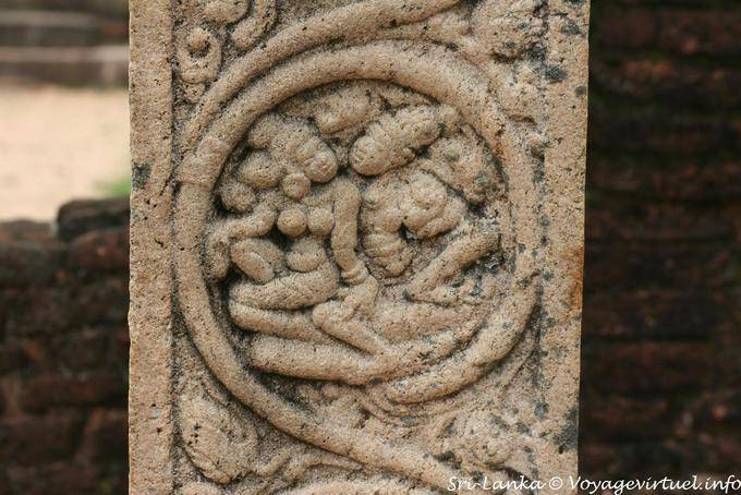 Detail of a column of Atadage, Polonnaruwa - Sri Lanka Ceylon