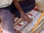 Hand weaver, Beruwela, Sri Lanka Ceylon.