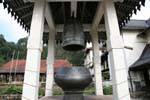 Bell bronze, next to the Hall of Audiences, Dalada Maligawa, Kandy, Sri Lanka Ceylon.