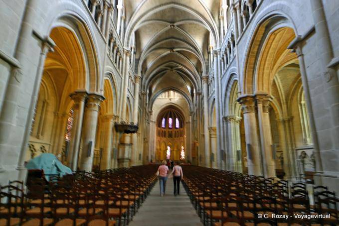 Lausanne cathedral nave Gothic - Switzerland
