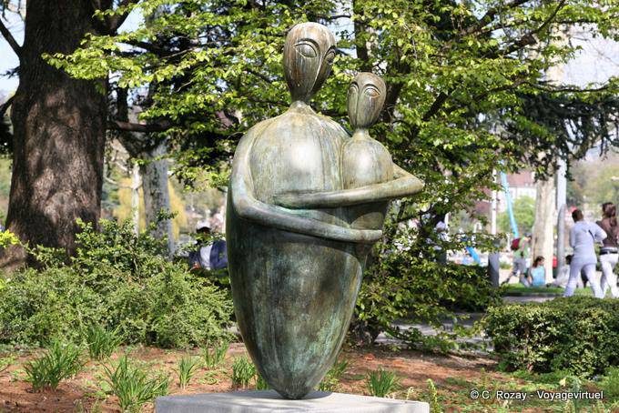 Bronze Mother and Child Ouchy - Switzerland