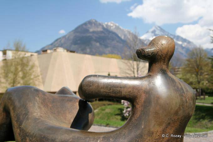 Rear Reclining Figure bronze sculptor Henry Moore, Martigny, Gianadda foundation - Switzerland