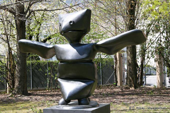 Bird sculpture, Max Ernst, The Grand Wizard, Gianadda foundation - Switzerland