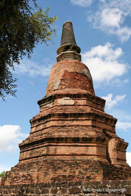 Incomplete Chedi, Wat Raj Burana, Ayutthaya - Thailand