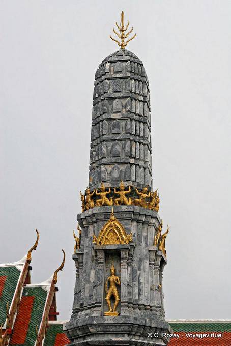 Stone prang, Wat Phra Kaew, Bangkok - Thailand