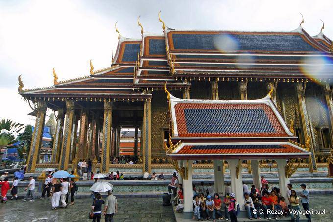 The Prasat Phra Thep front Bidorn, Wat Phra Kaew, Bangkok - Thailand