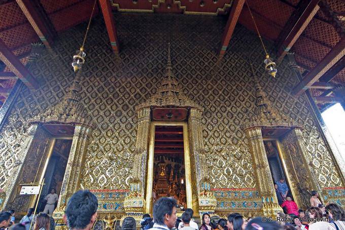 The entrance to the Temple of the Emerald Buddha, Wat Phra Kaew - Thailand