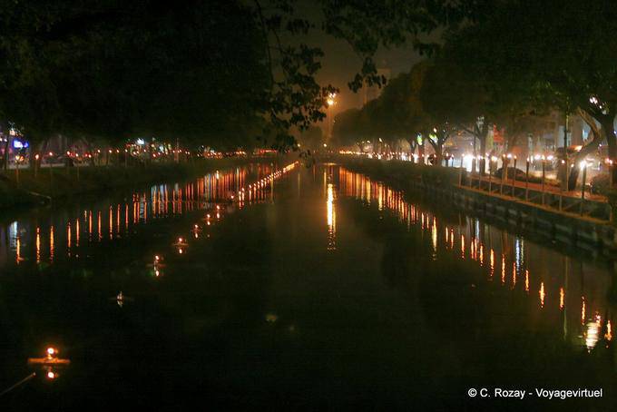 Loy Krathong Illumination for lacustrine, Chiang Mai - Thailand