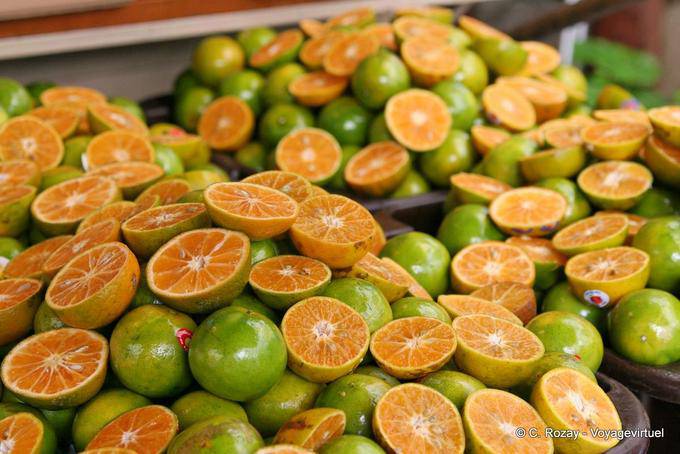 Green oranges, Phuping Palace, Chiang Mai - Thailand